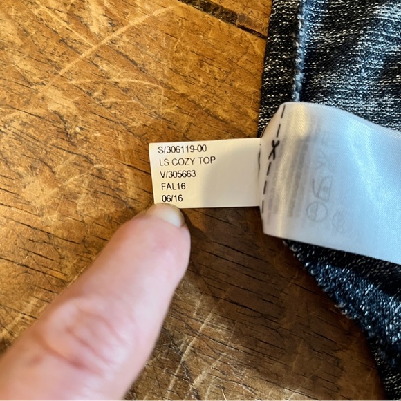 Banana Republic Long Sleeve Premium Tunic Cozy Crew Neck Small - Picture 12 of 12